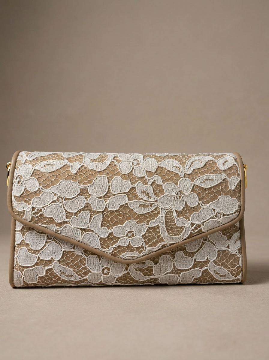 The Chantilly Clutch